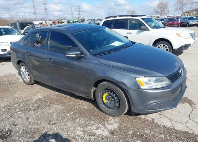 2011 VOLKSWAGEN Jetta