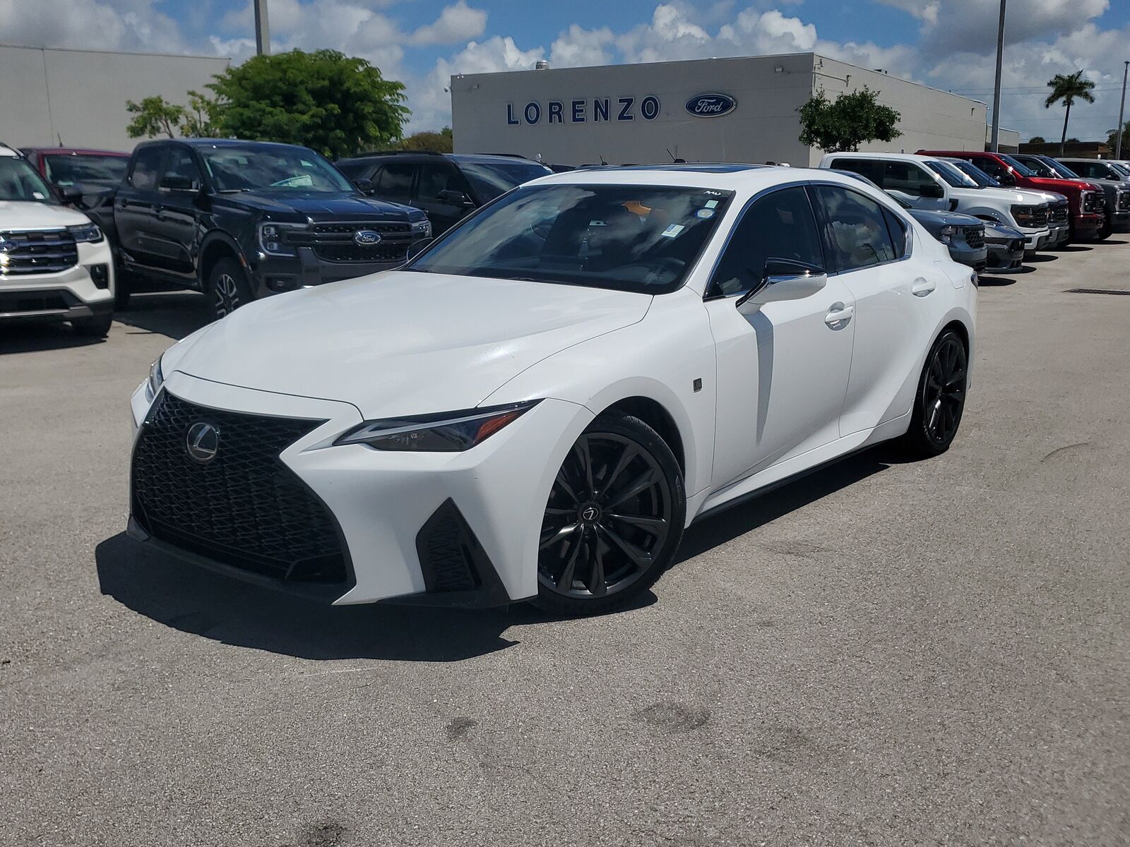 2024 LEXUS IS