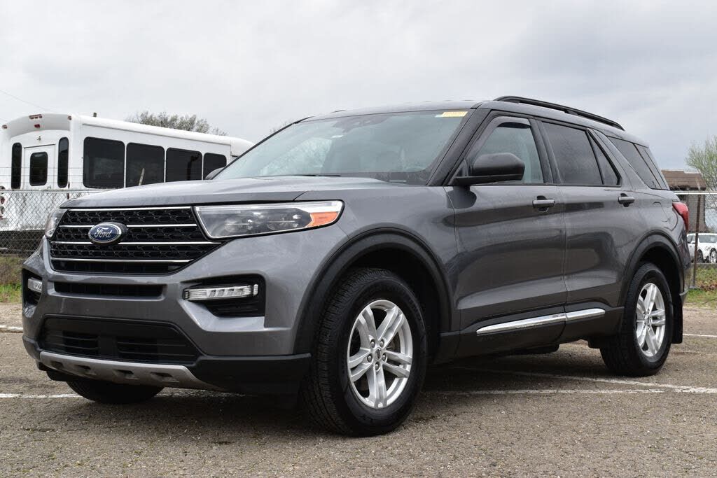 2021 FORD Explorer