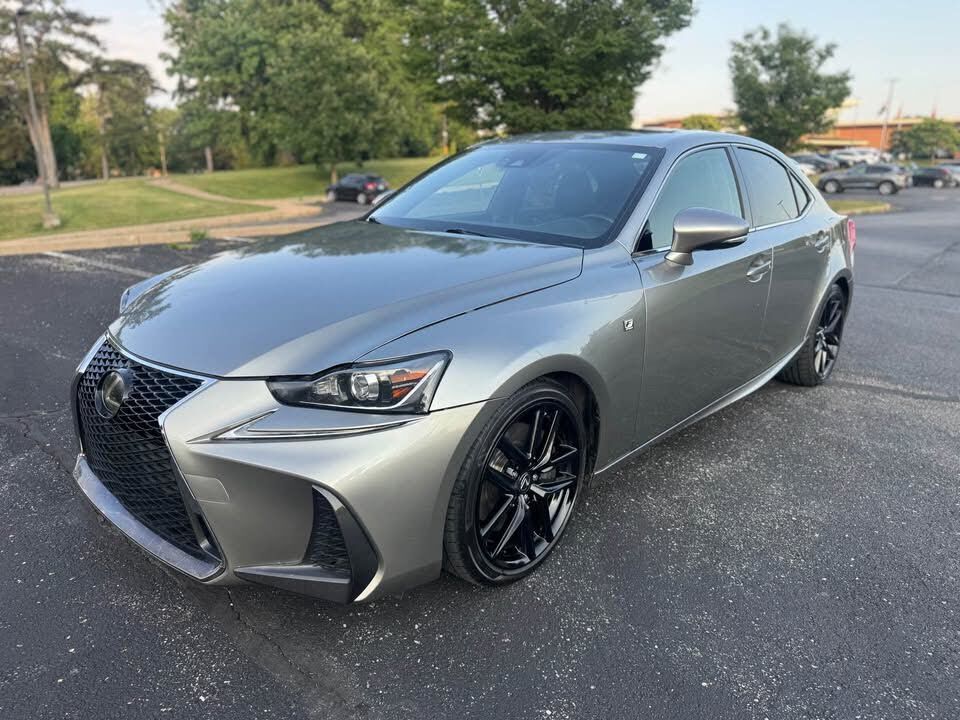 2018 LEXUS IS