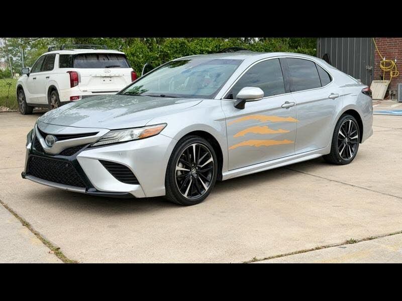 2018 TOYOTA Camry