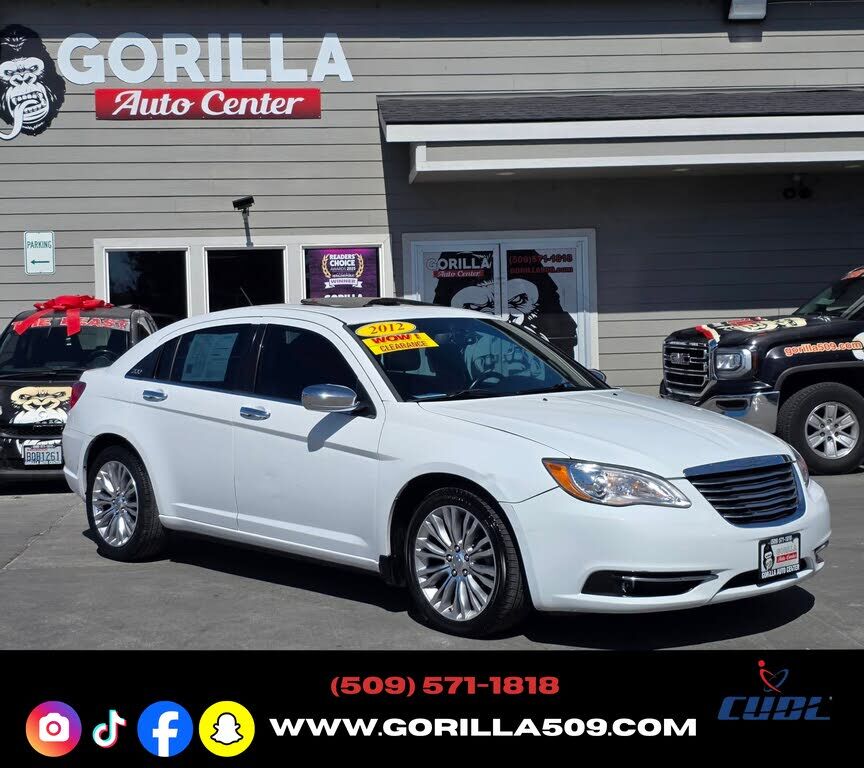 2012 CHRYSLER 200