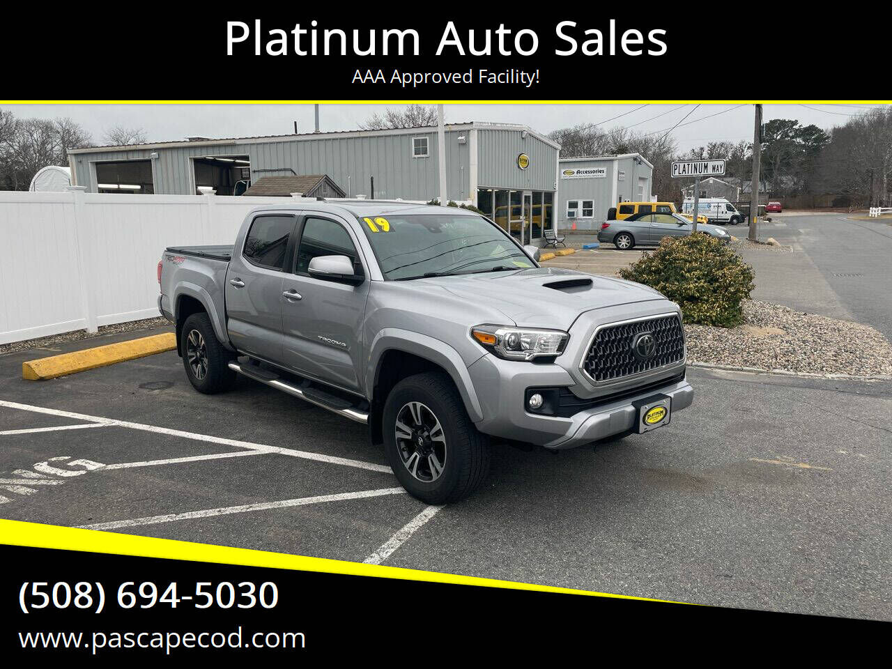 2019 TOYOTA Tacoma