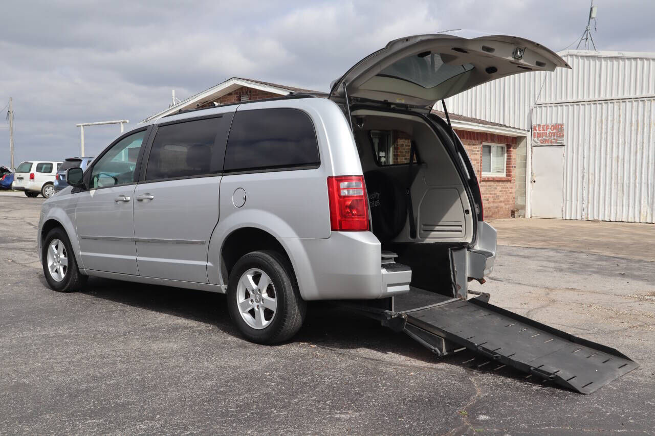 2010 DODGE Grand Caravan