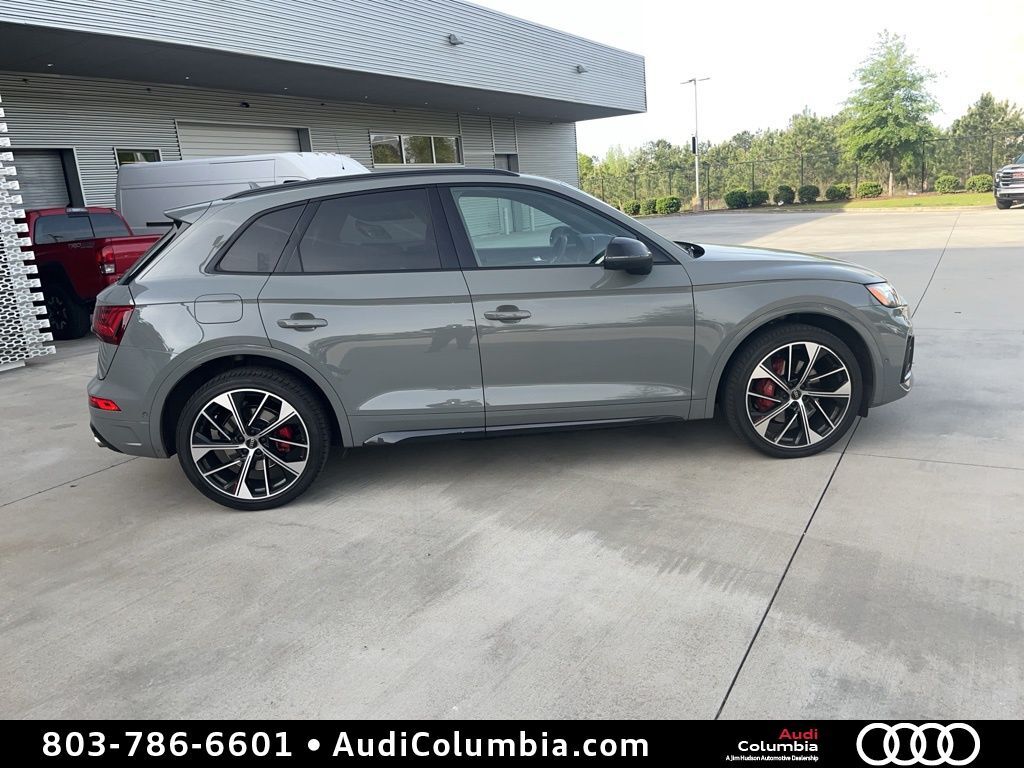 2021 AUDI SQ5
