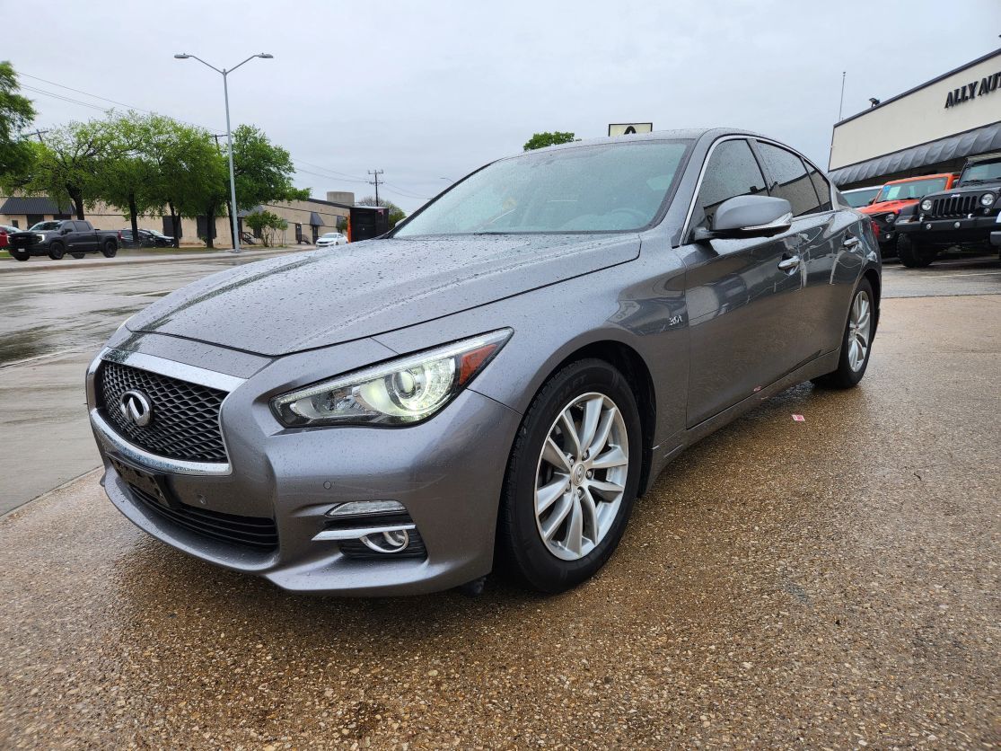 2017 INFINITI Q50