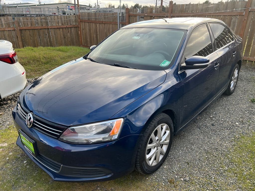 2013 VOLKSWAGEN Jetta
