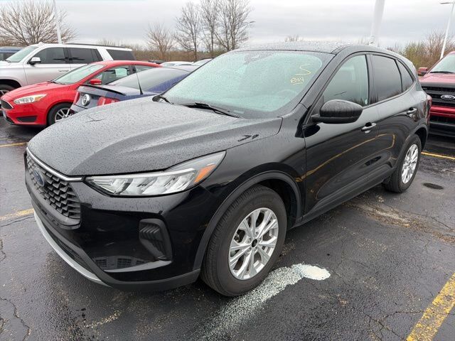 2025 FORD Escape