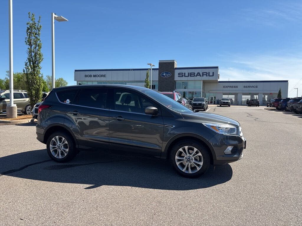 2019 FORD Escape