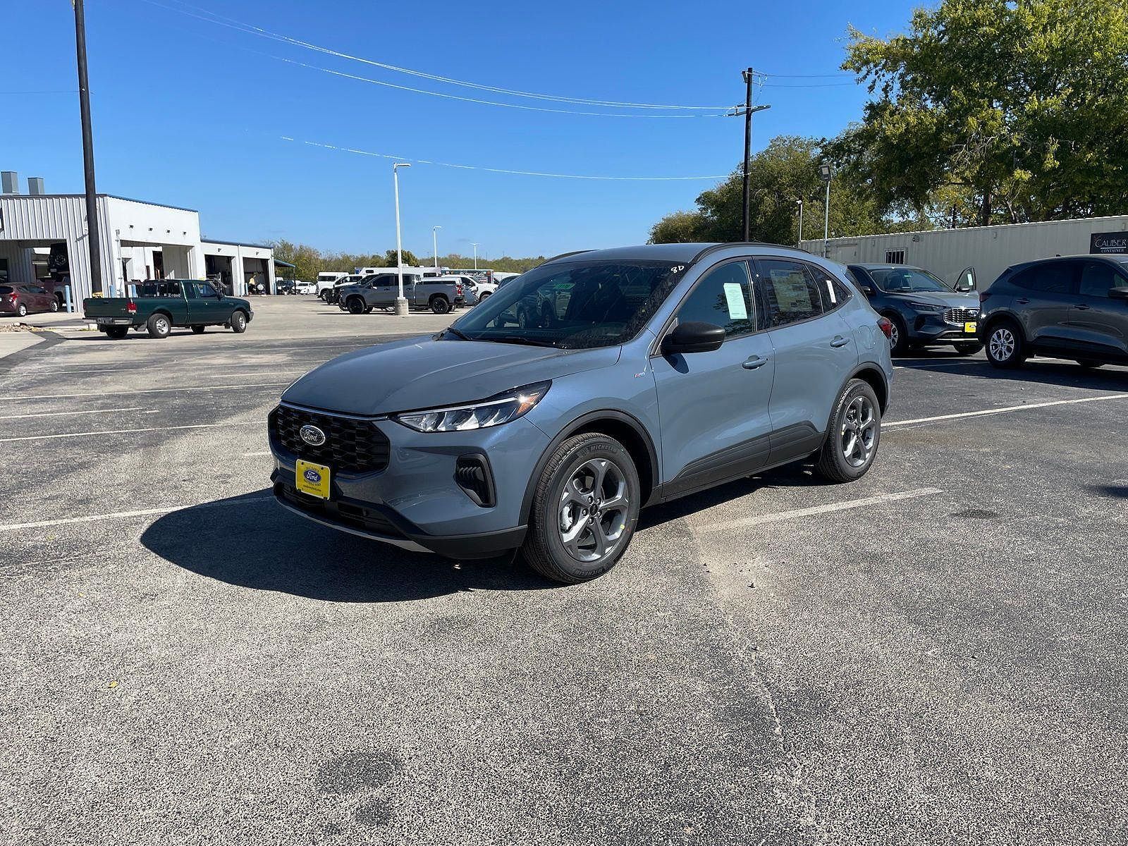 2026 FORD Escape
