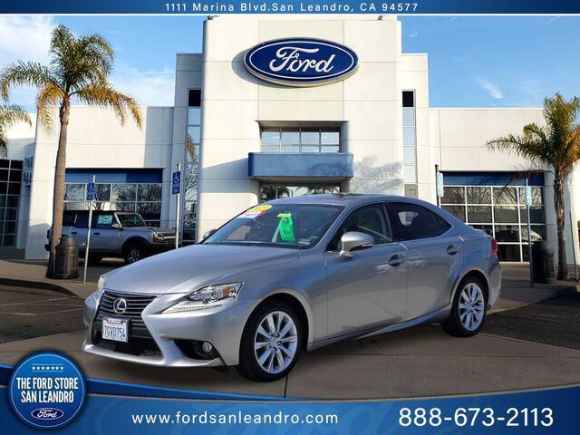 2015 LEXUS IS