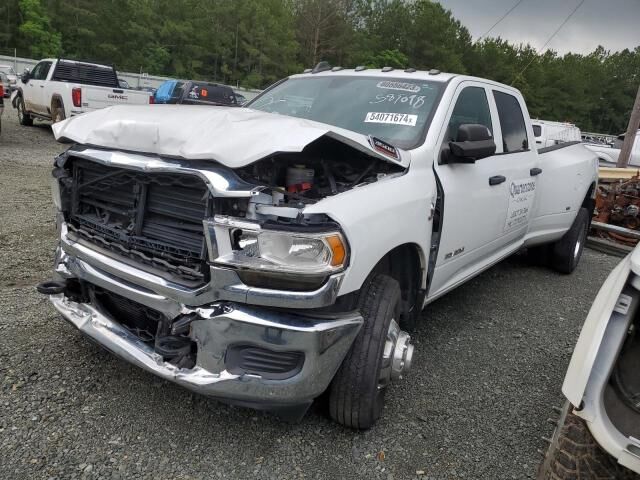 2021 RAM 3500