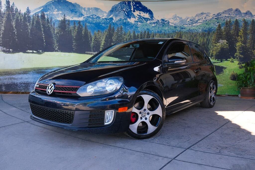 2012 VOLKSWAGEN GTI