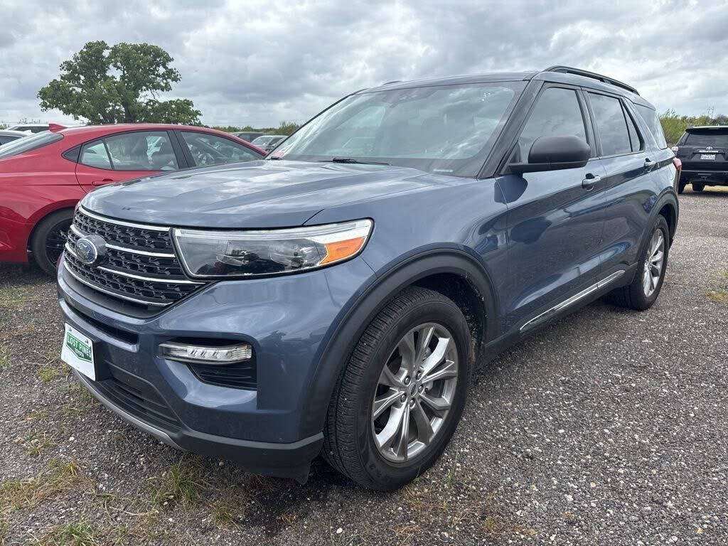 2021 FORD Explorer
