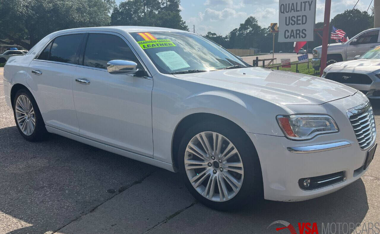2011 CHRYSLER 300