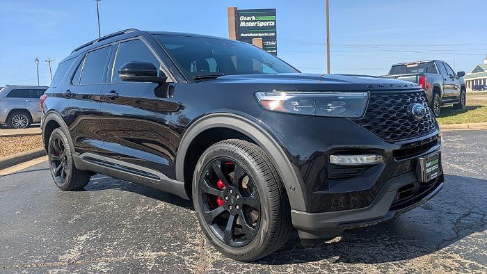 2021 FORD Explorer