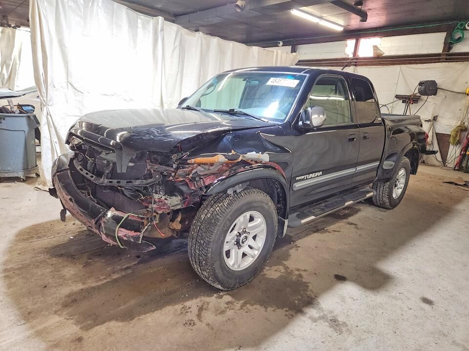 2004 TOYOTA Tundra