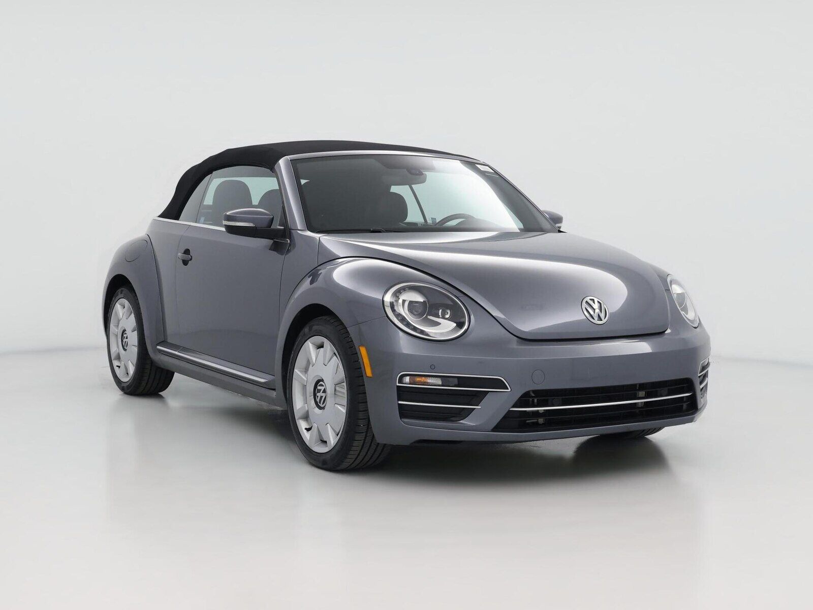 2017 VOLKSWAGEN Beetle