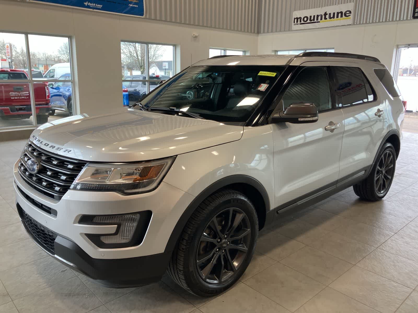 2017 FORD Explorer
