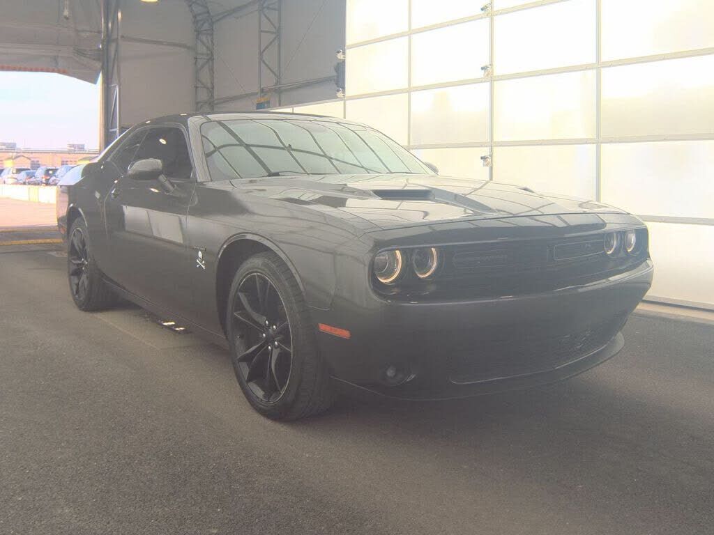 2016 DODGE Challenger