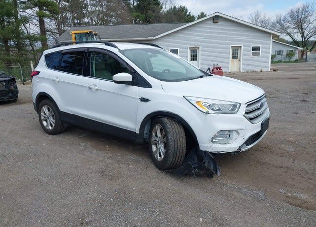 2019 FORD Escape