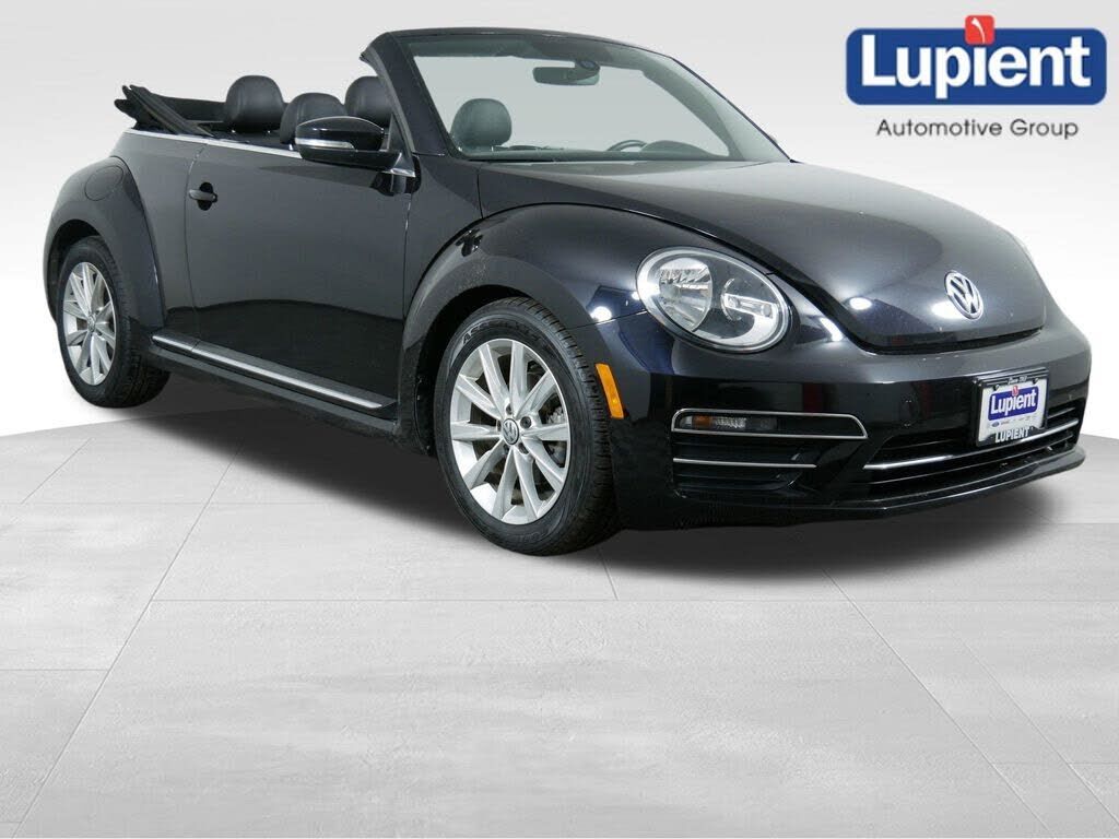 2018 VOLKSWAGEN Beetle