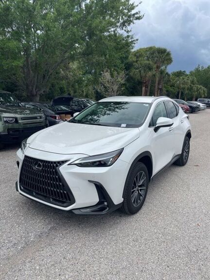 2025 LEXUS NX
