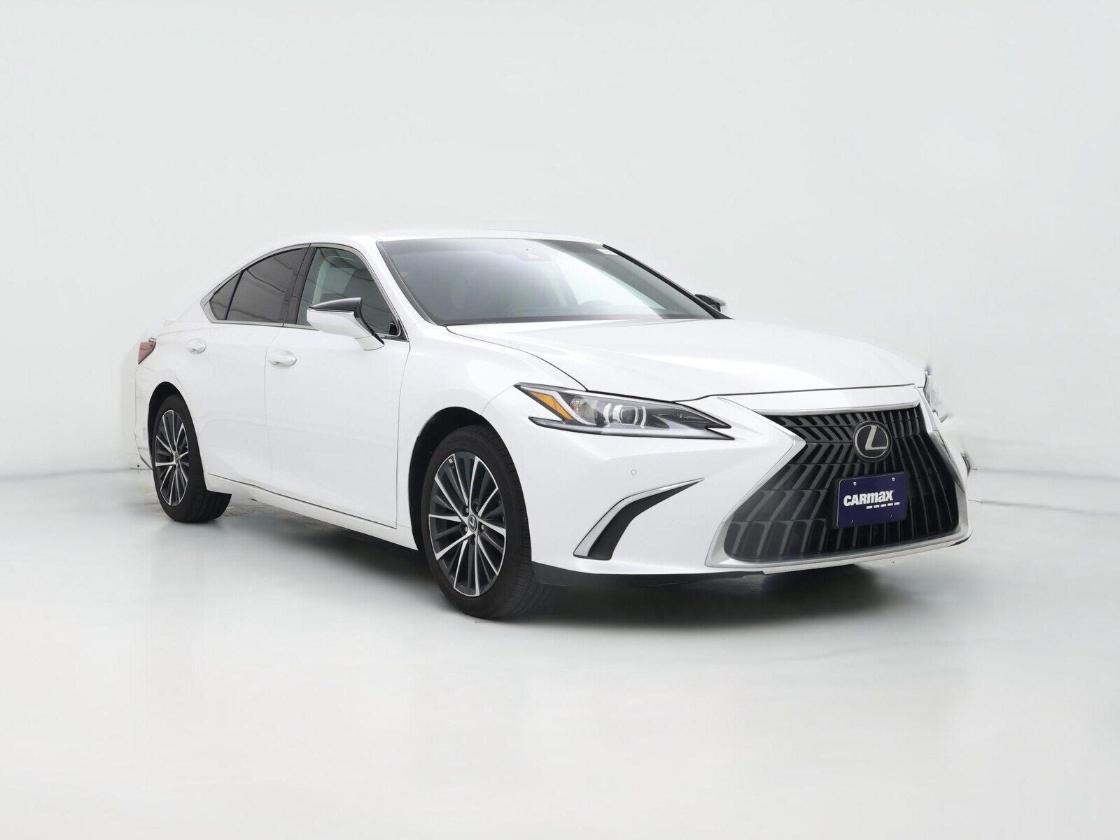 2025 LEXUS ES