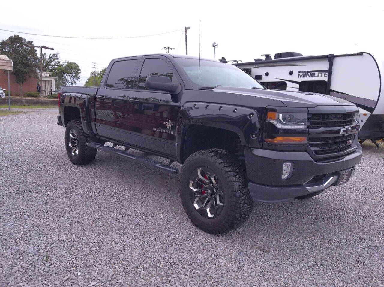 2018 CHEVROLET Silverado