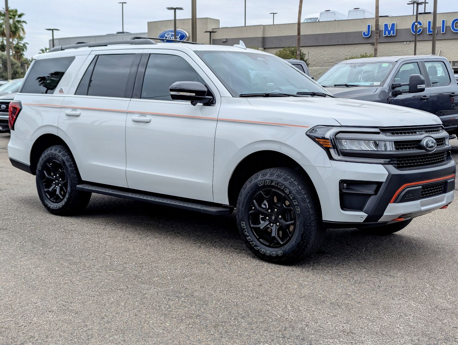 2023 FORD Expedition