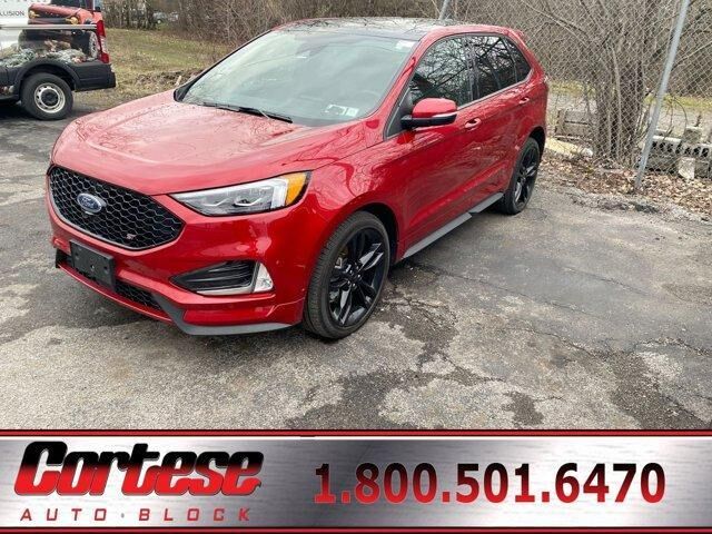 2023 FORD Edge