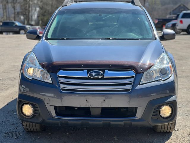 2014 SUBARU Outback