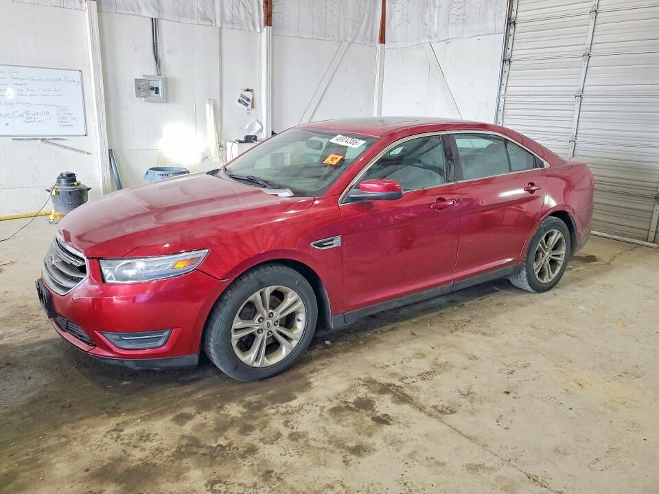 2013 FORD Taurus