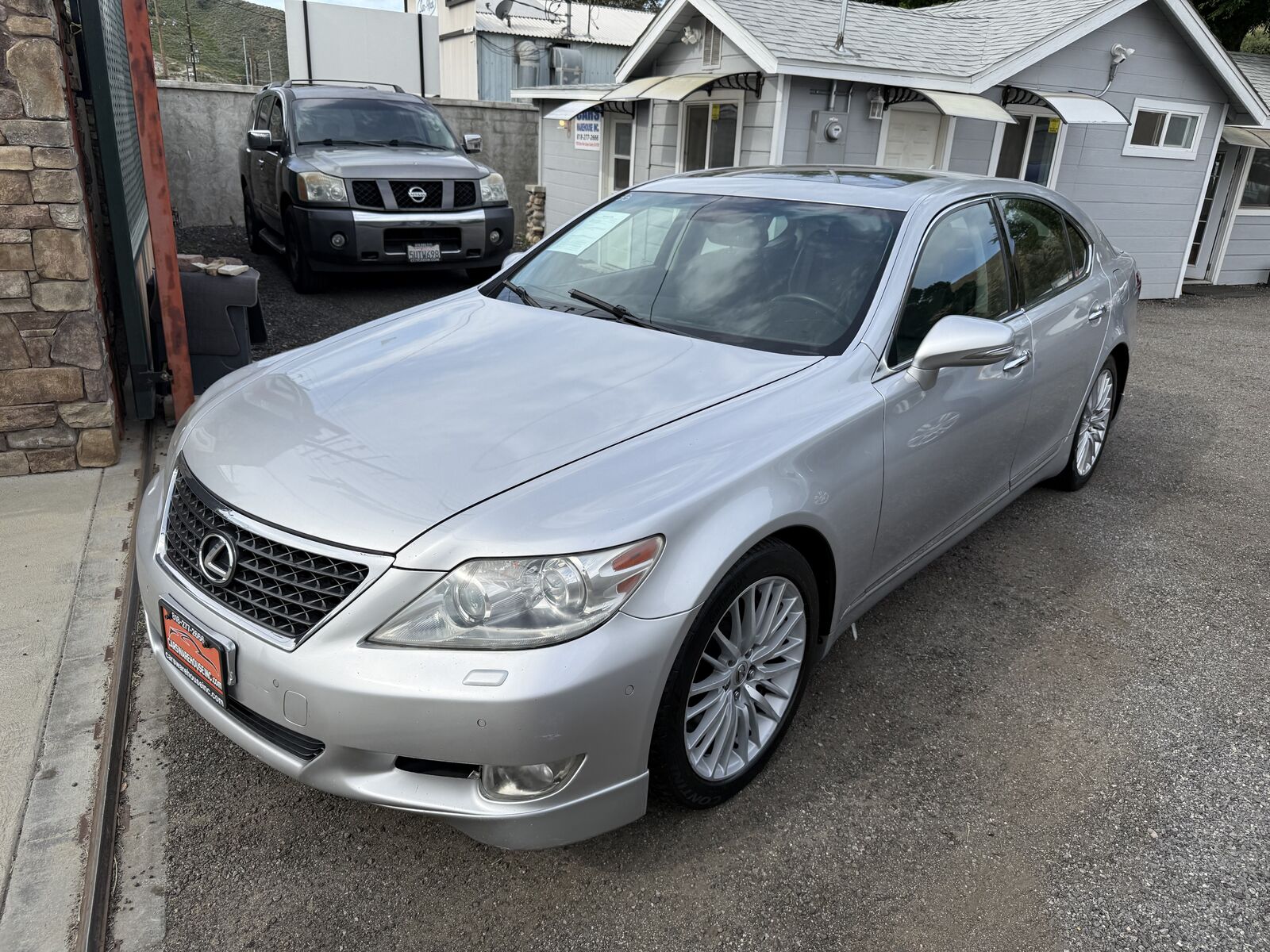 2010 LEXUS LS