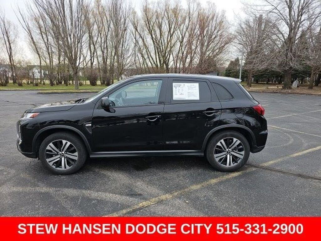 2025 MITSUBISHI Outlander Sport