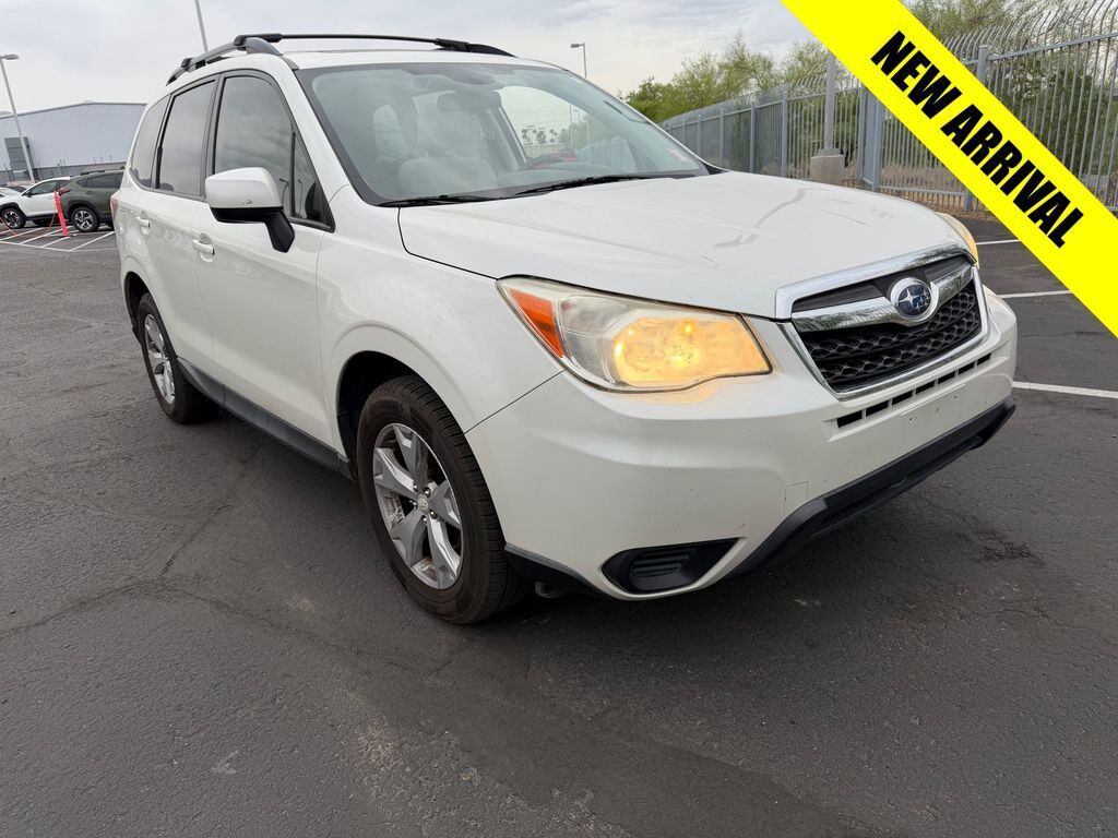 2015 SUBARU Forester
