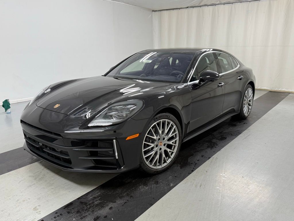 2026 PORSCHE Panamera