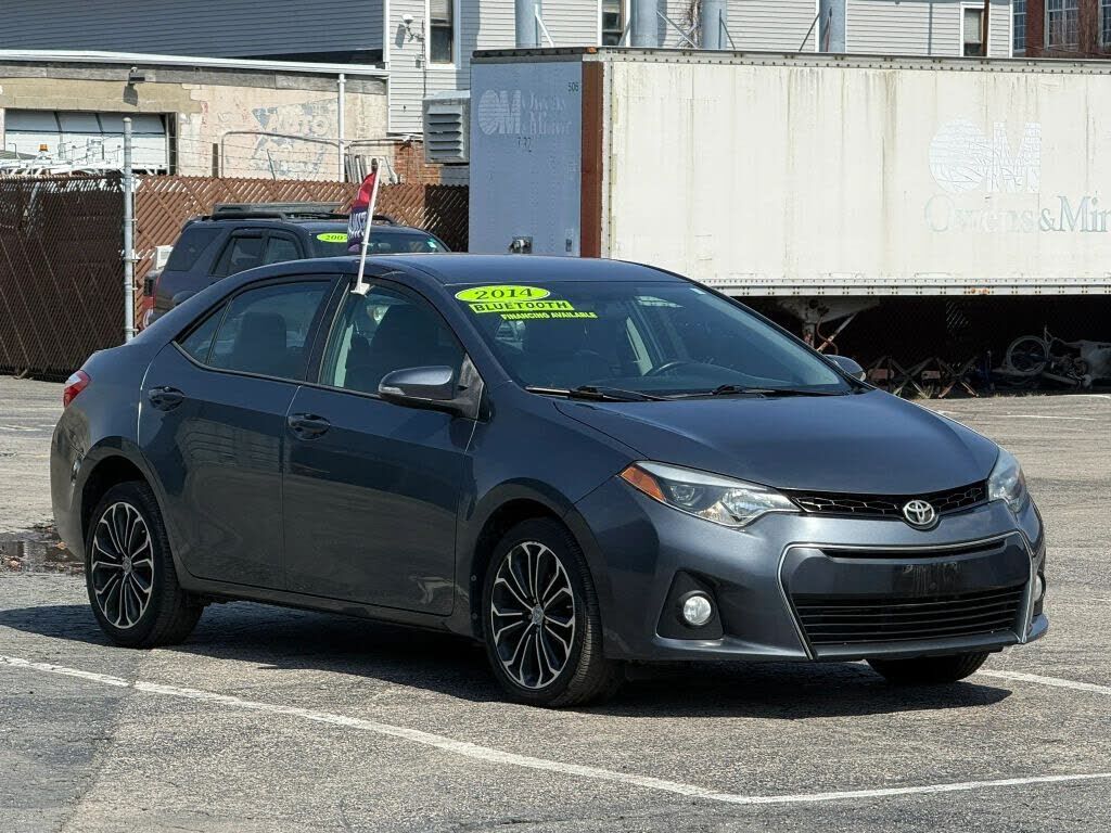 2014 TOYOTA Corolla