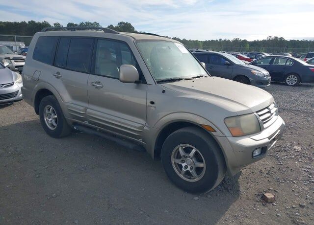 2002 MITSUBISHI Montero