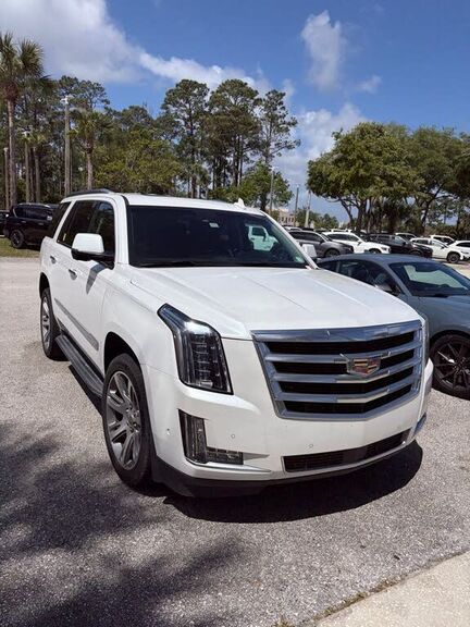 2017 CADILLAC Escalade