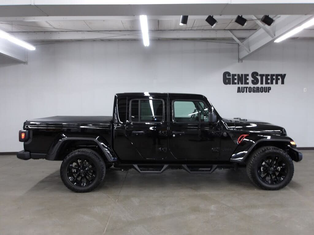 2024 JEEP Gladiator