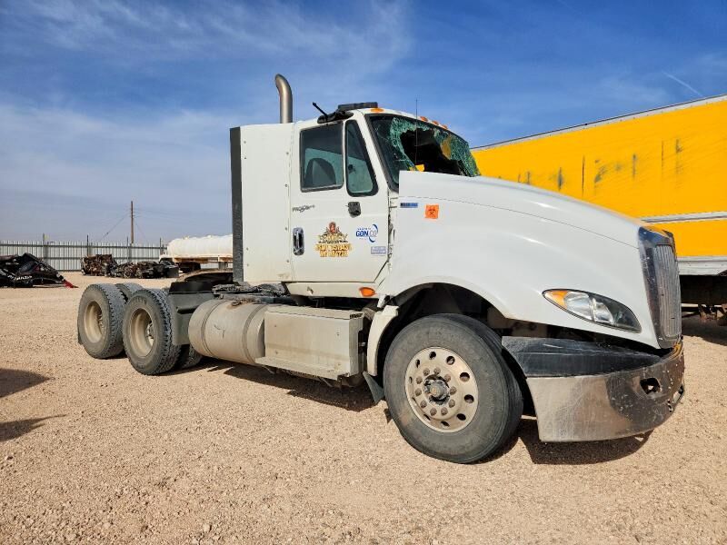 2014 INTERNATIONAL LF687