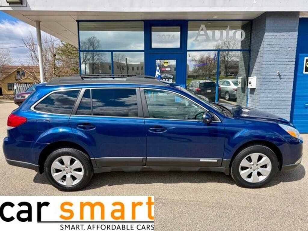 2011 SUBARU Outback