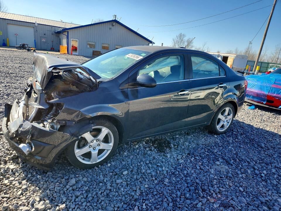 2015 CHEVROLET Sonic