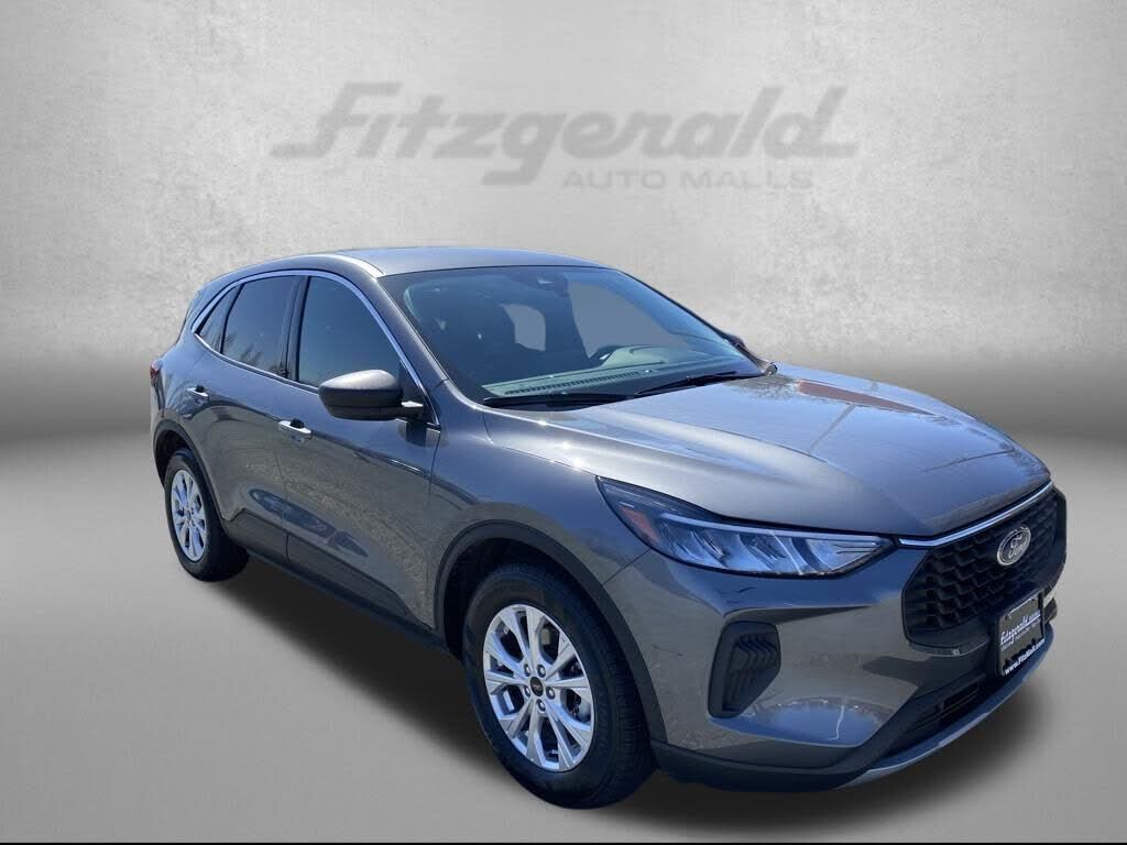 2024 FORD Escape