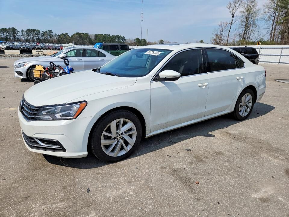2018 VOLKSWAGEN Passat