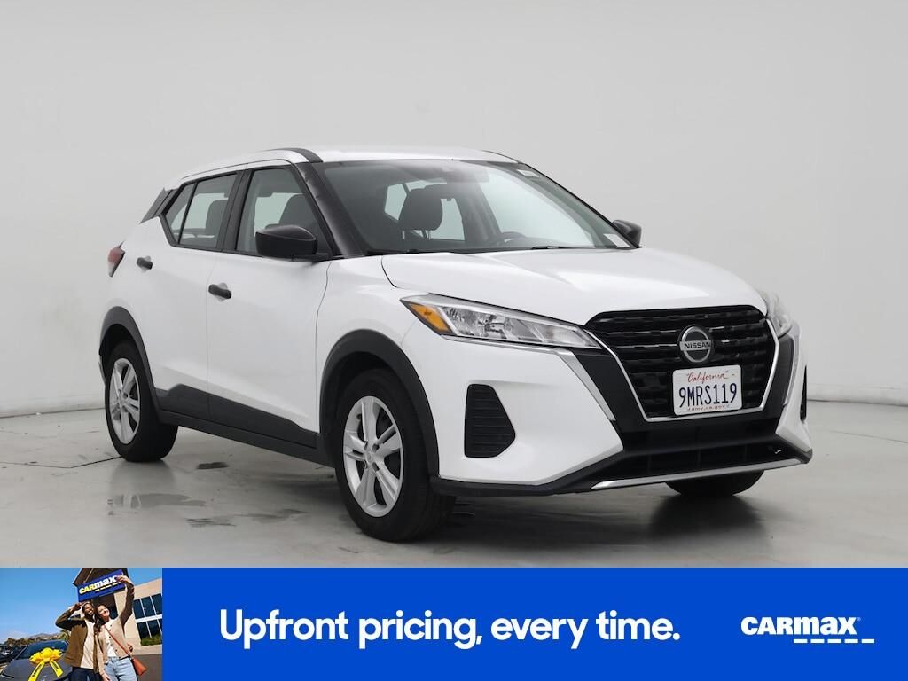 2021 NISSAN Kicks
