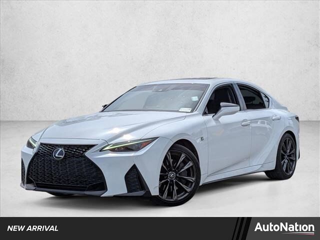 2022 LEXUS IS