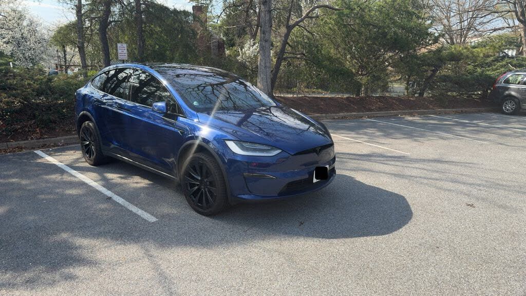 2022 TESLA Model X