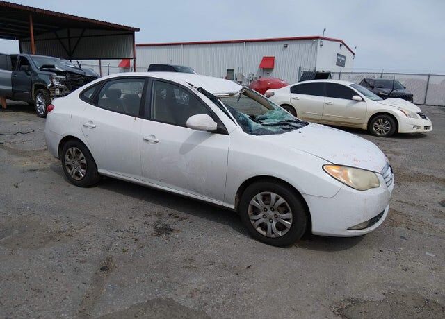 2010 HYUNDAI Elantra